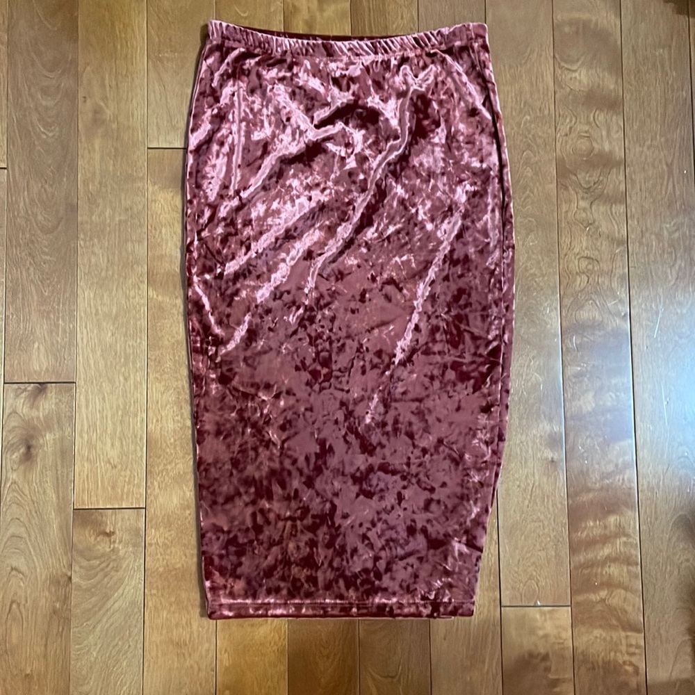 Crushed Velvet Pencil Skirt